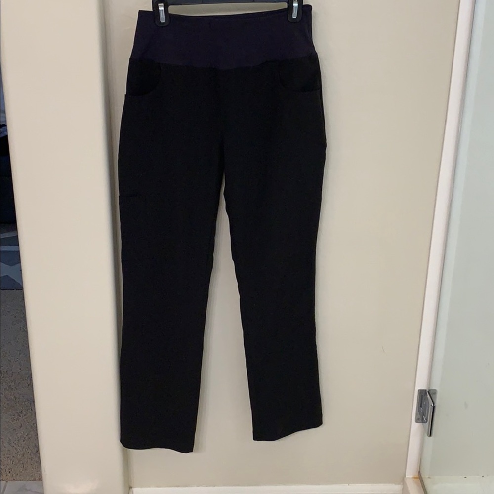 High waisted black scrubs